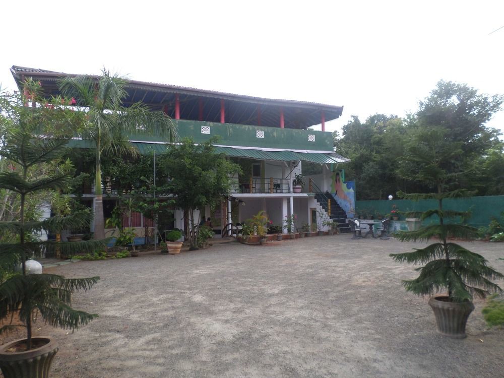 Priya Homestay Kandalama ดัมบูลลา ภายนอก รูปภาพ